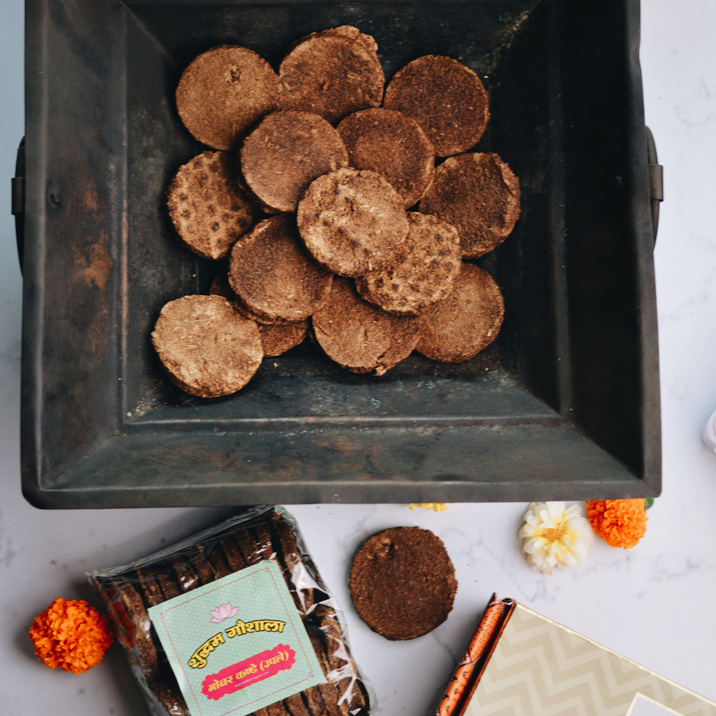 100 Pieces Desi Cow Dung Cakes. Shipping: 50₹